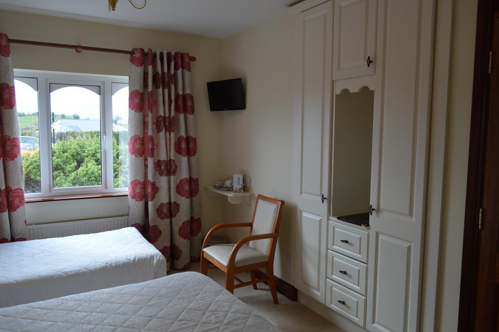 Caseys Homedale Killarney Room photo